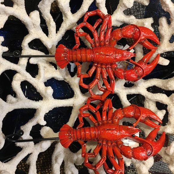 Set of 2 Lobsters 🦞 🦞 each with hanging hooks. - Picture 6 of 13